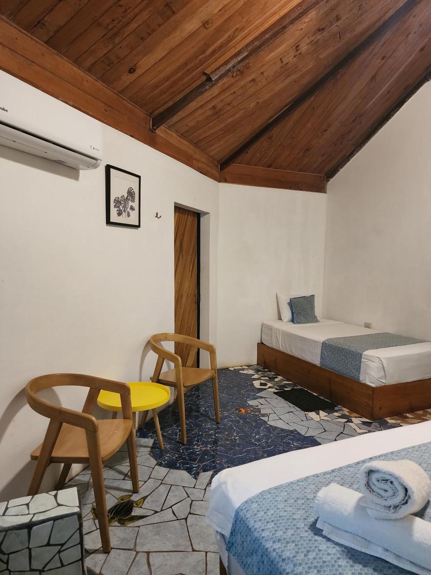 Hotel Casa Thirema Tortuguero Esterno foto
