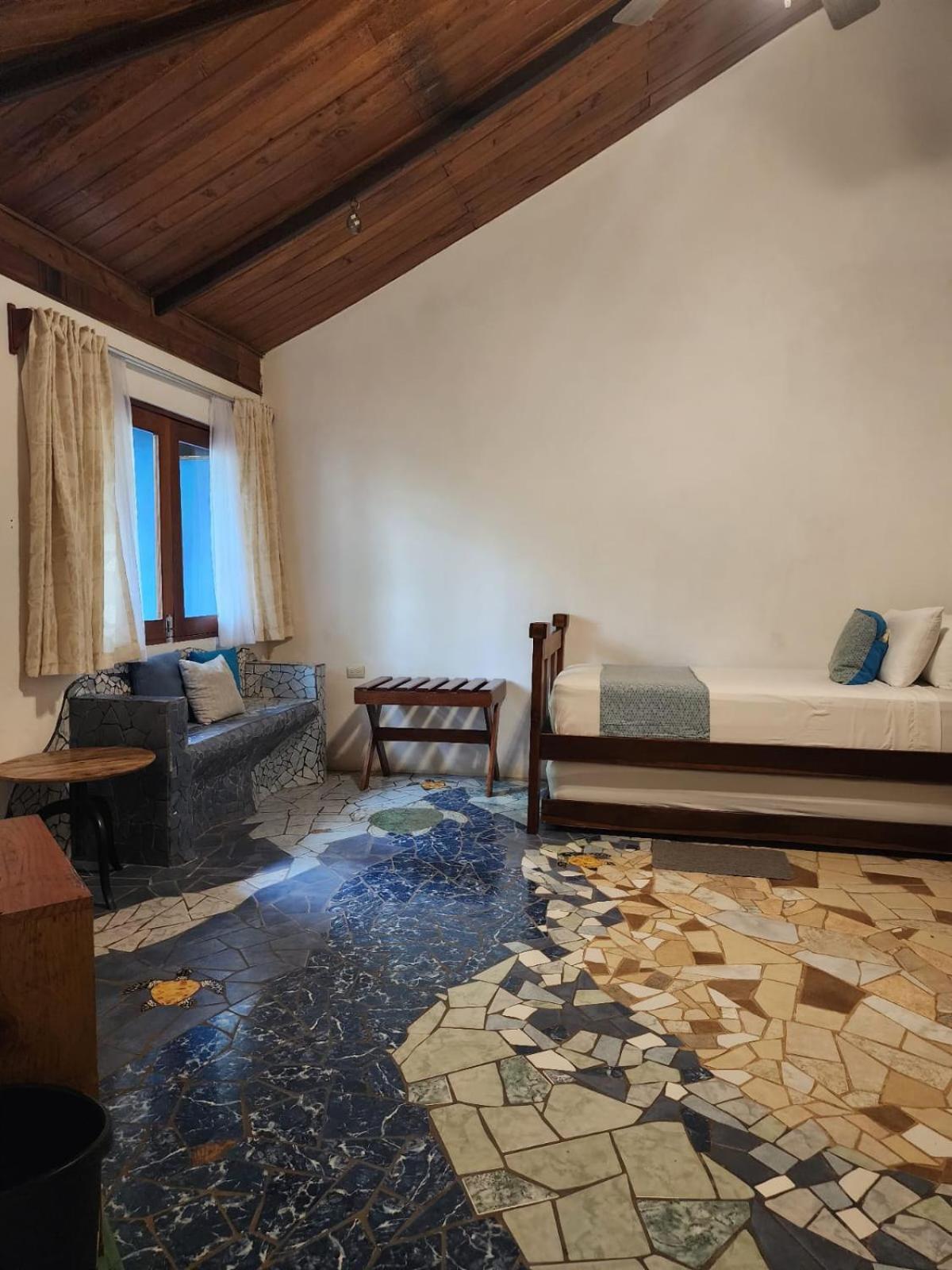 Hotel Casa Thirema Tortuguero Esterno foto