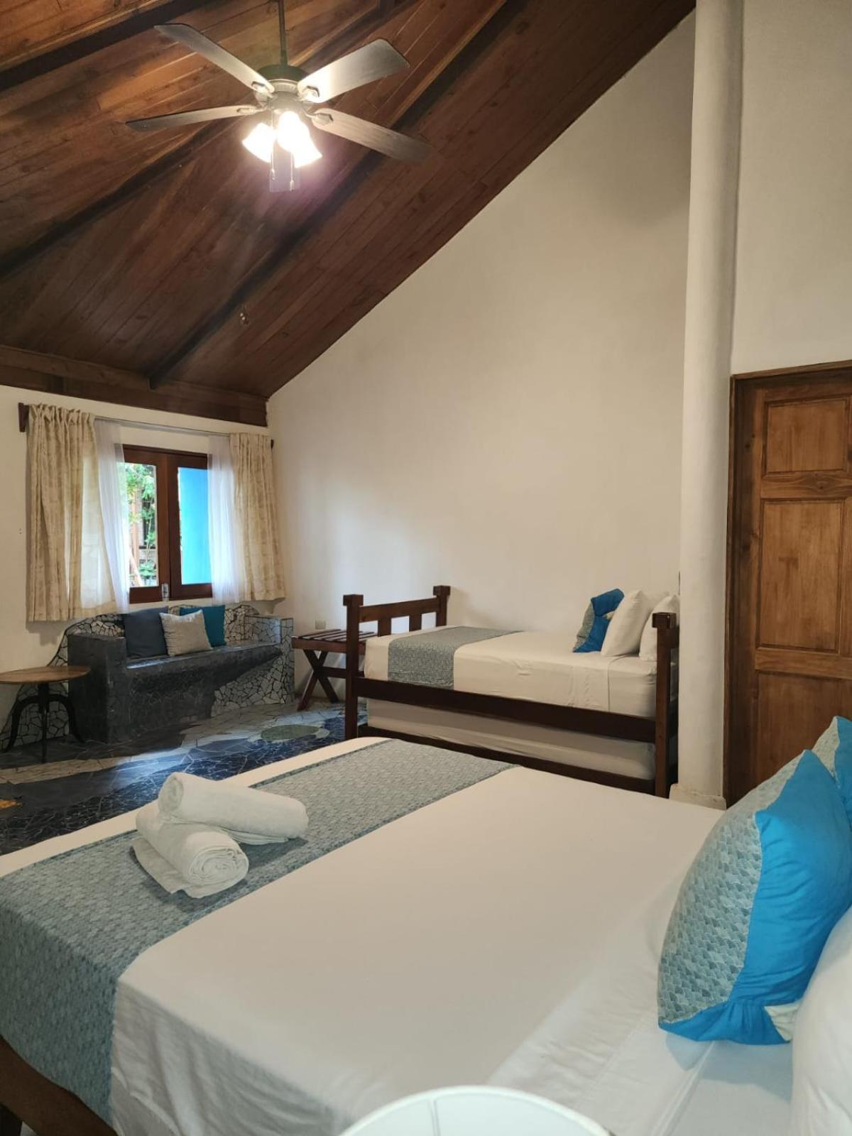 Hotel Casa Thirema Tortuguero Esterno foto